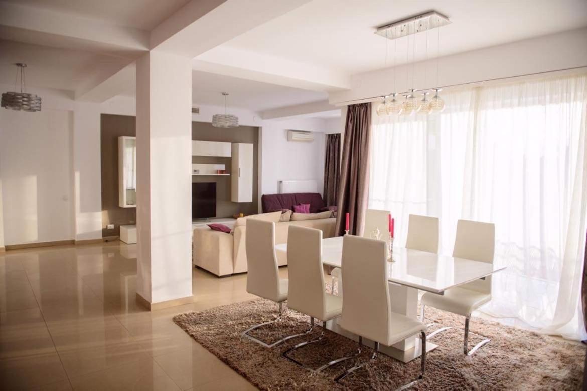 Sadara Sea Breeze Apartment Navodari Bagian luar foto