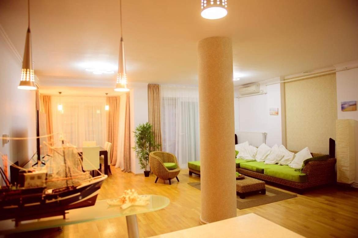 Sadara Sea Breeze Apartment Navodari Bagian luar foto